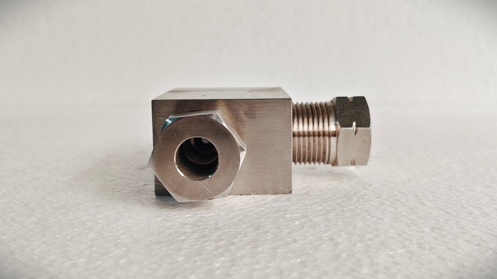 admin/uploads/uploads/Autoclave Engineers ct9990_4.webp